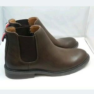 NEW Tommy Hilfiger Ontario 2 Ankle Boot  9.5 mens